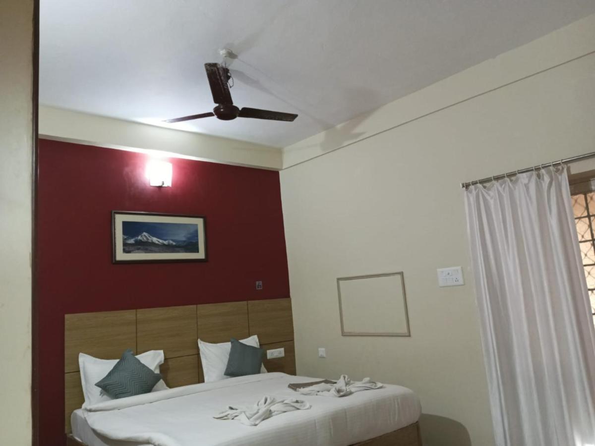 Chandan Resort Puri Exterior foto